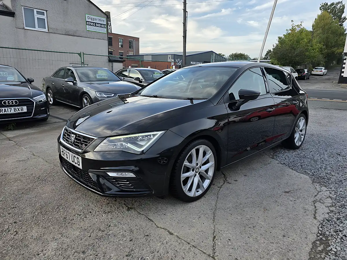 Used 2017 SEAT Leon Fr Technology Black - Interior and Exterior details 3