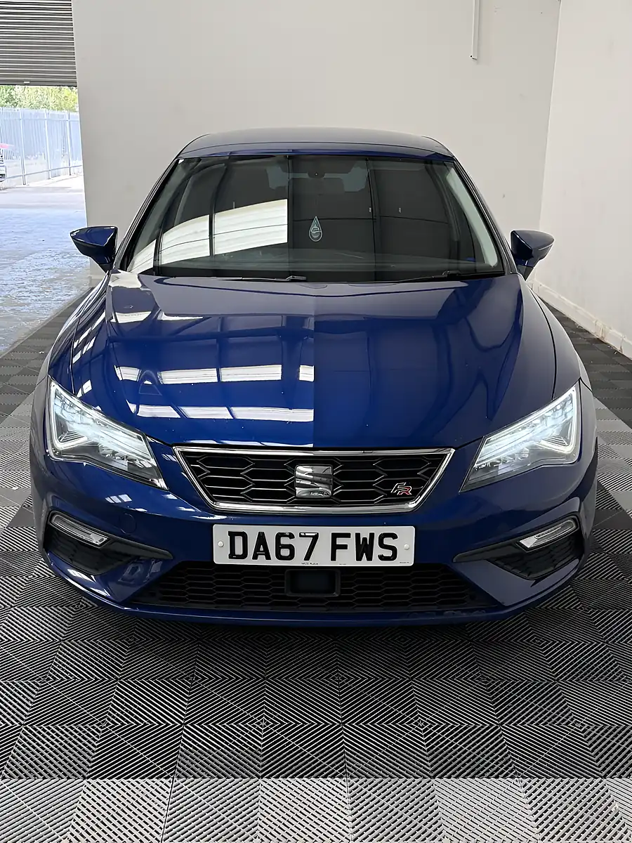 Used 2017 SEAT Leon Fr Technology Blue - Interior and Exterior details 2
