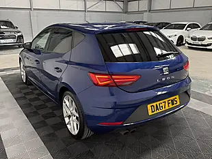 Used 2017 SEAT Leon Fr Technology Blue - Interior and Exterior details 4