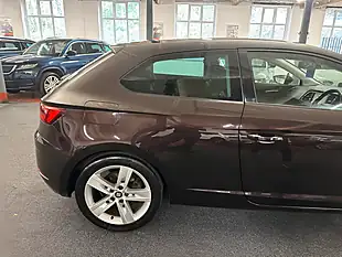 Used 2017 SEAT Leon Fr Technology Boheme Purple - Interior and Exterior details 19