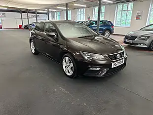 Used 2017 SEAT Leon Fr Technology Boheme Purple - Interior and Exterior details 2