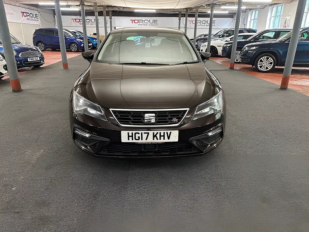Used 2017 SEAT Leon Fr Technology Boheme Purple - Interior and Exterior details 3