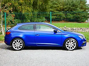 Used 2017 SEAT Leon Fr Technology Coupe Mystic Blue - Interior and Exterior details 5