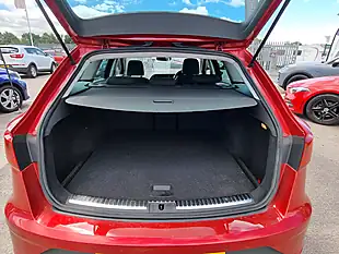Used 2017 SEAT Leon Fr Technology Desire Red Metallic - Interior and Exterior details 7