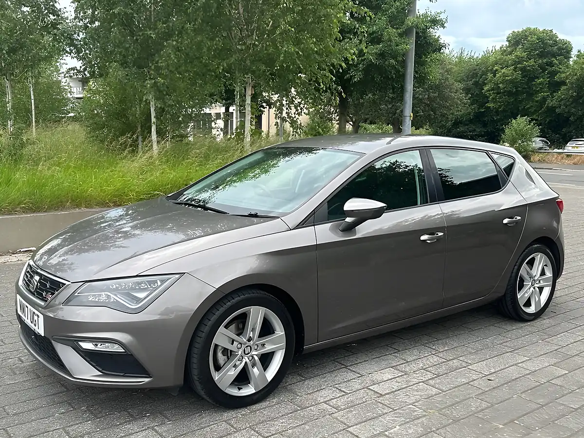 Used 2017 SEAT Leon Fr Technology Grey - Interior and Exterior details 10