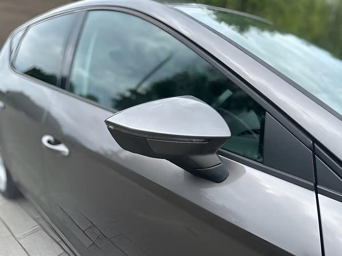 Used 2017 SEAT Leon Fr Technology Grey - Interior and Exterior details 14