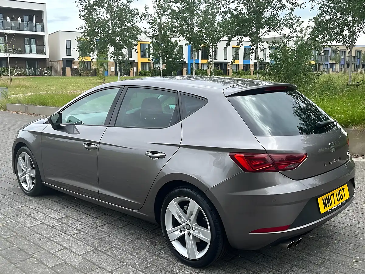 Used 2017 SEAT Leon Fr Technology Grey - Interior and Exterior details 2