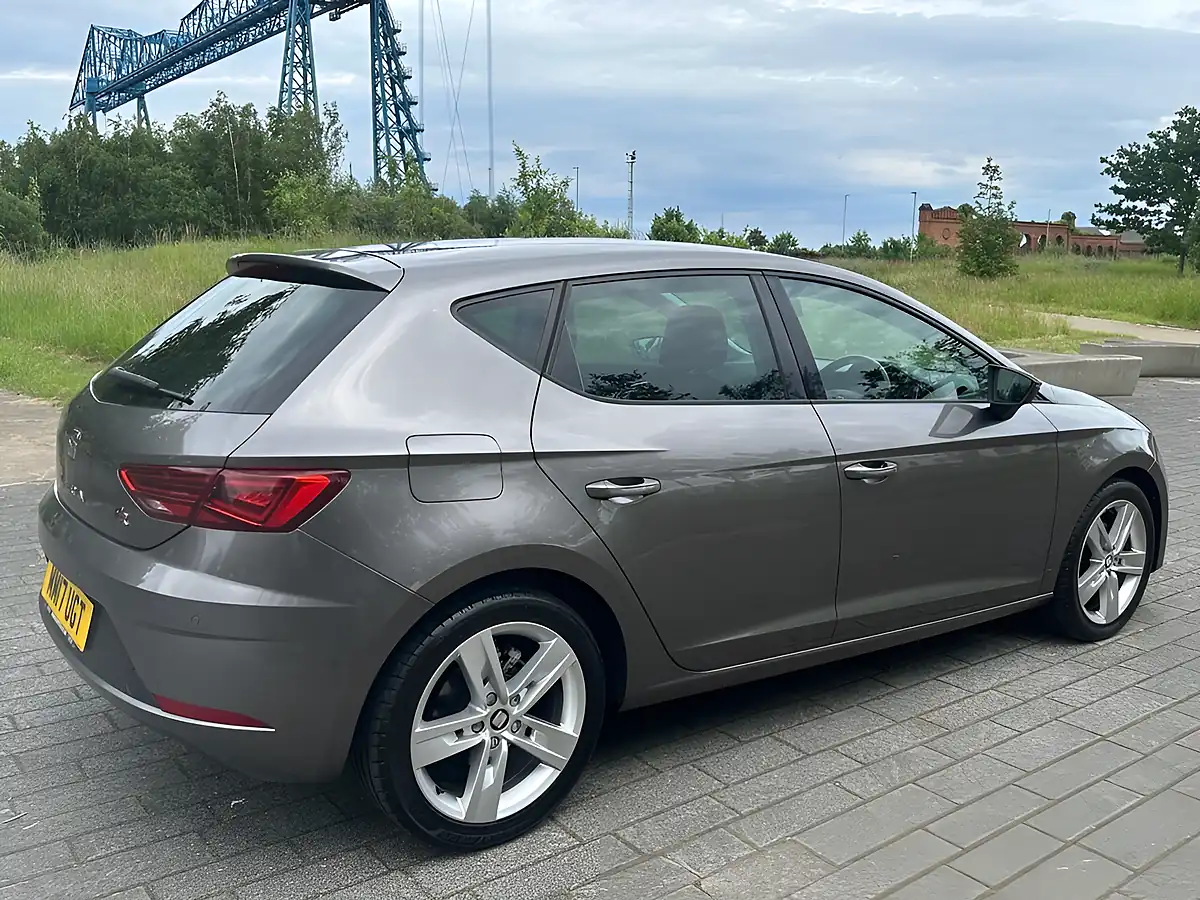 Used 2017 SEAT Leon Fr Technology Grey - Interior and Exterior details 8
