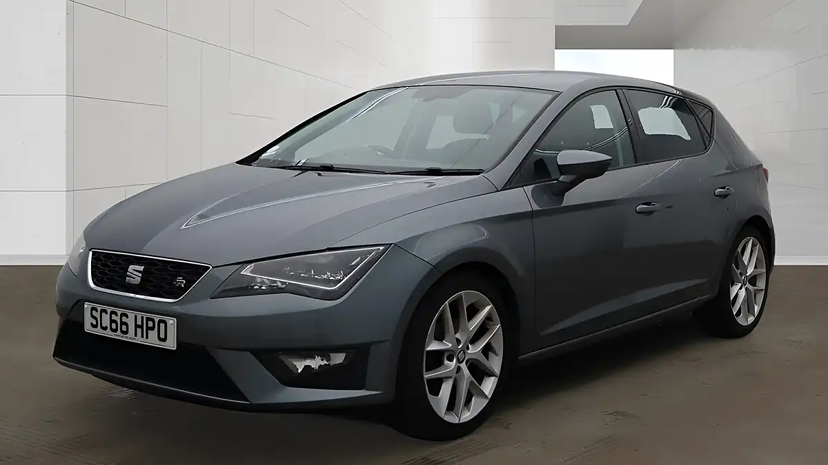 Used 2017 SEAT Leon Fr Technology Grey - Interior and Exterior details 2