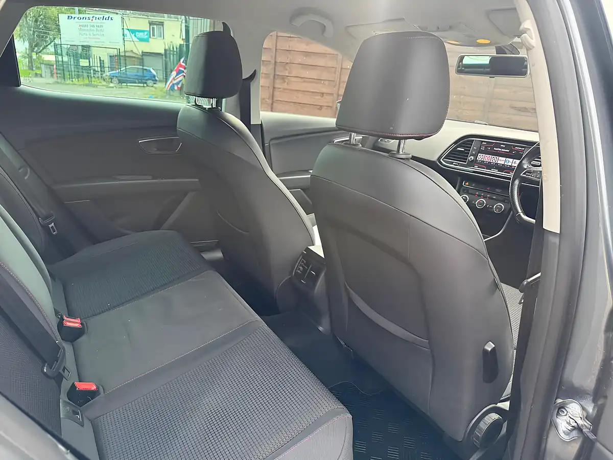 Used 2017 SEAT Leon Fr Technology Grey - Interior and Exterior details 12