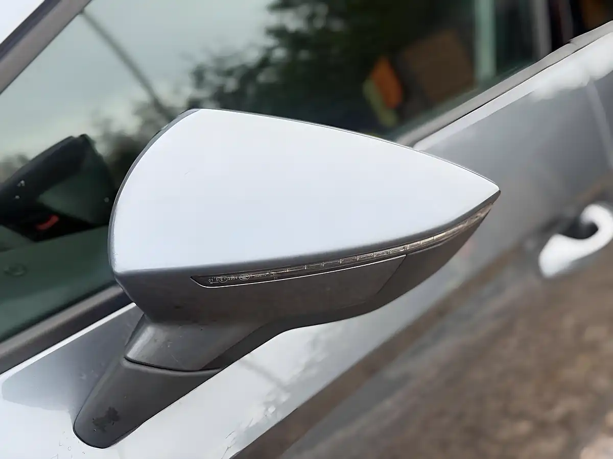 Used 2017 SEAT Leon Fr Technology Grey - Interior and Exterior details 16