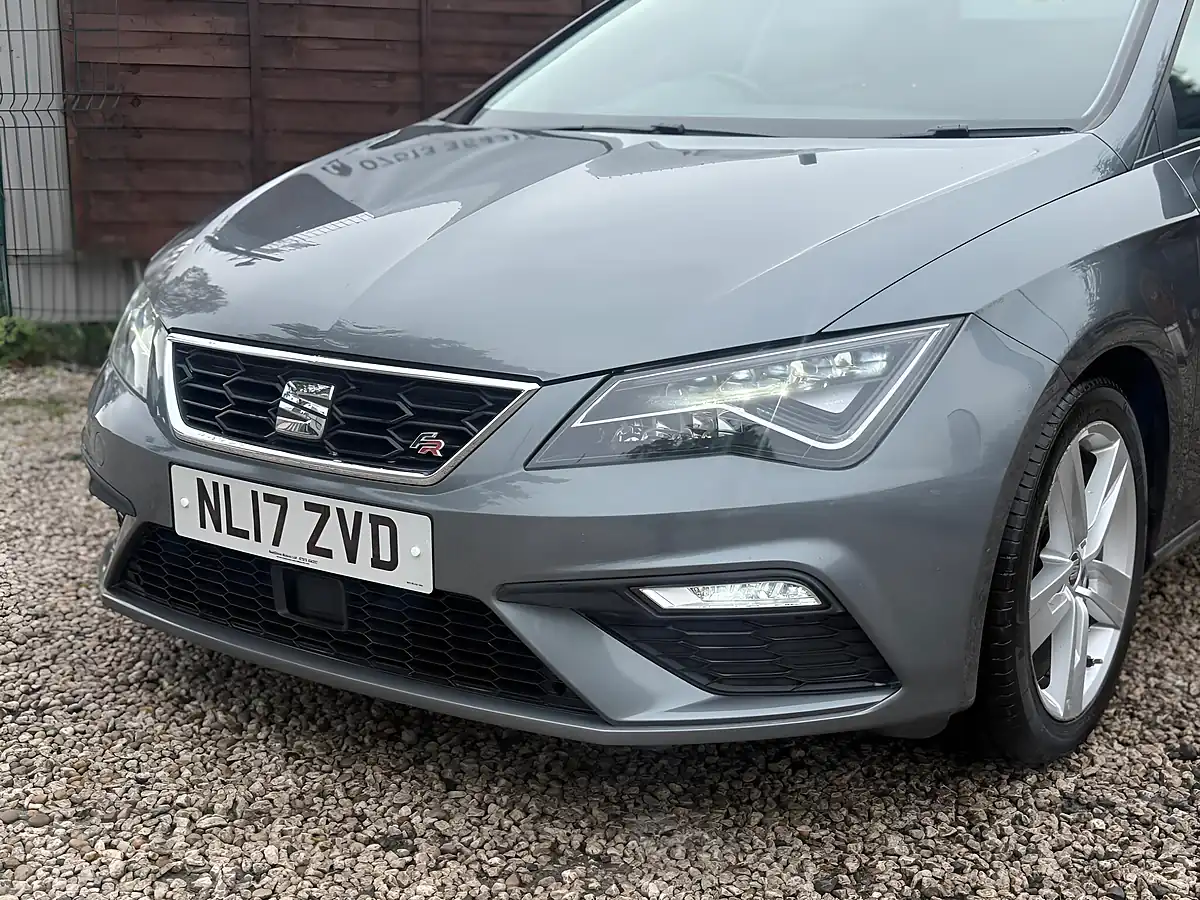 Used 2017 SEAT Leon Fr Technology Grey - Interior and Exterior details 18
