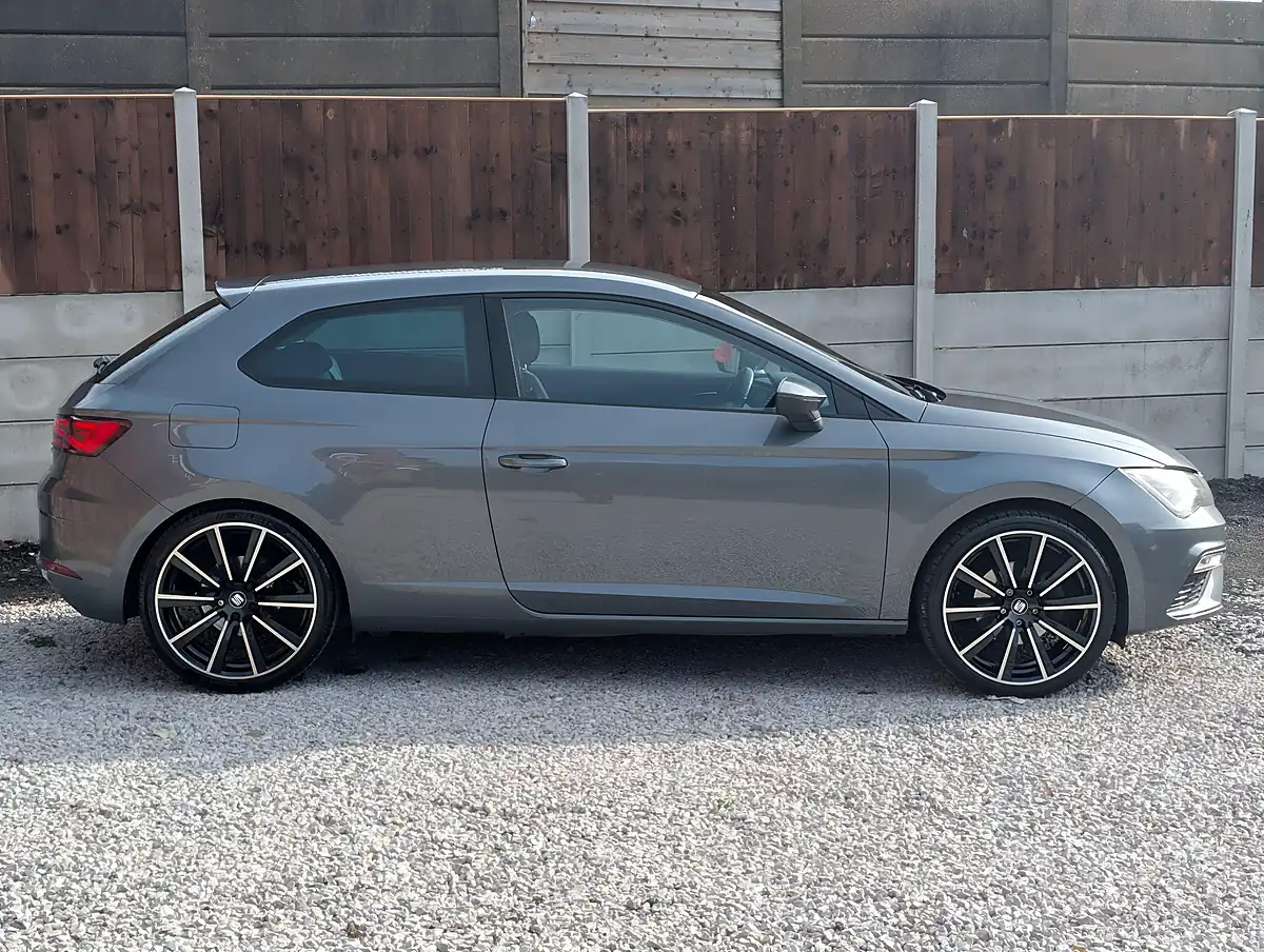 Used 2017 SEAT Leon Fr Technology - Interior and Exterior details 8