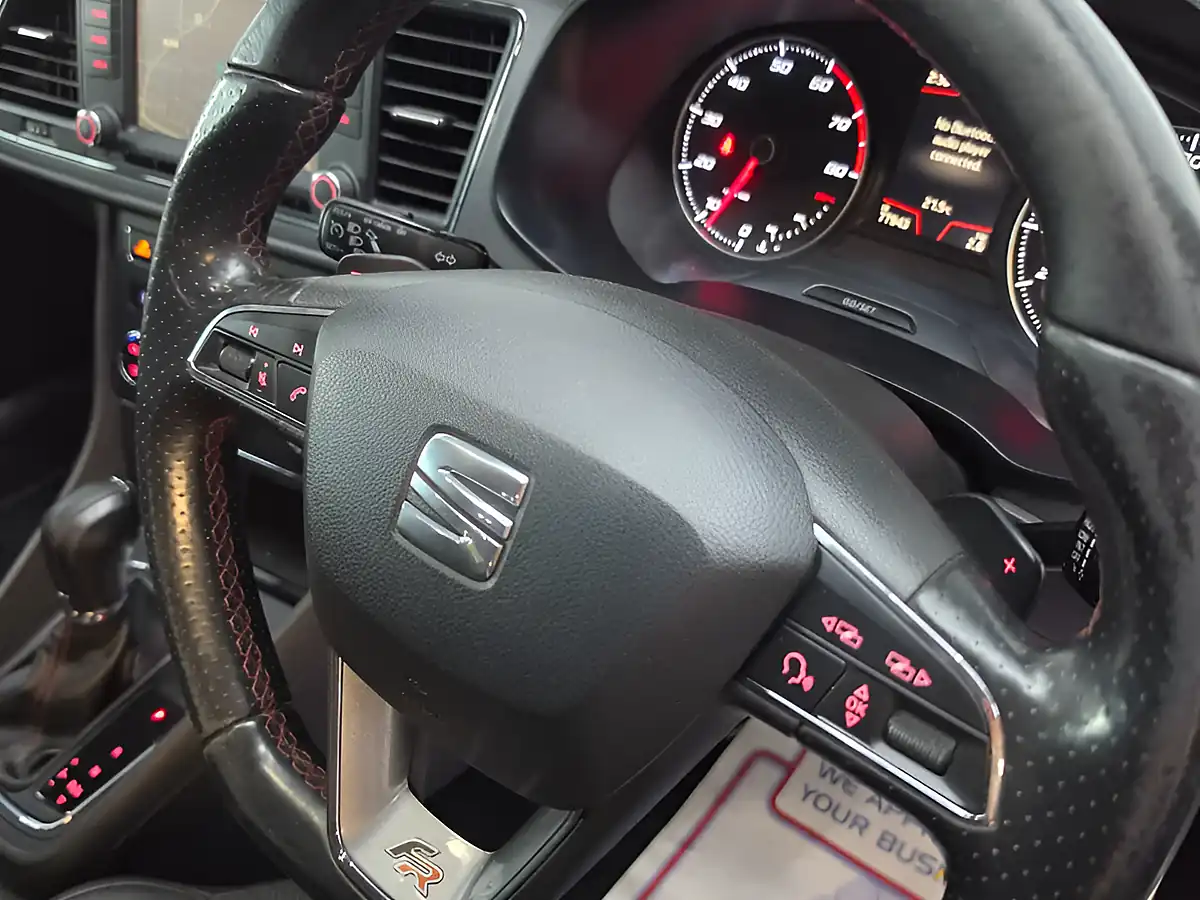 Used 2017 SEAT Leon Fr Technology Pack Sport Silver - Interior and Exterior details 14