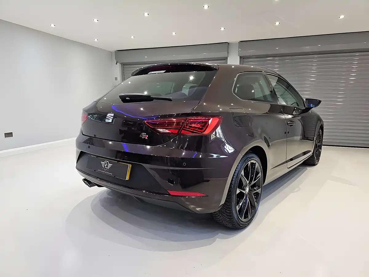 Used 2017 SEAT Leon Fr Technology Purple - Interior and Exterior details 4