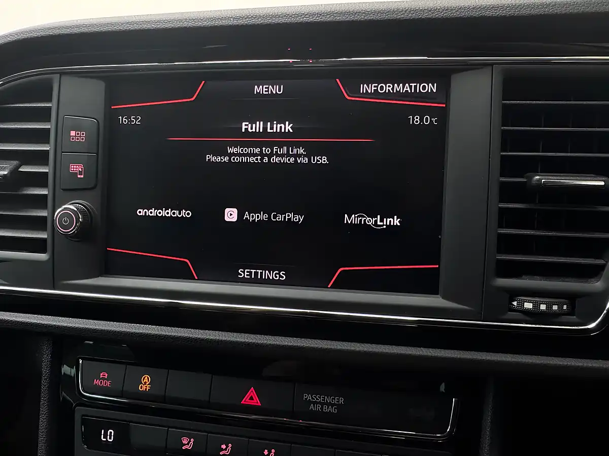 Used 2017 SEAT Leon Fr Technology Purple - Interior and Exterior details 13