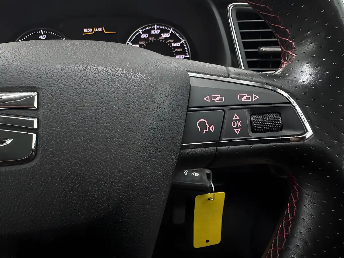 Used 2017 SEAT Leon Fr Technology Purple - Interior and Exterior details 16