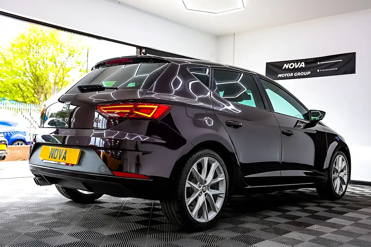 Used 2017 SEAT Leon Fr Technology Purple - Interior and Exterior details 10