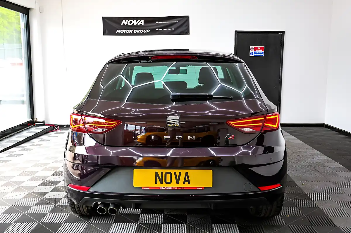 Used 2017 SEAT Leon Fr Technology Purple - Interior and Exterior details 11