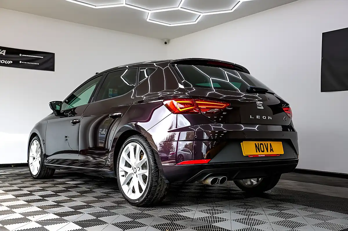 Used 2017 SEAT Leon Fr Technology Purple - Interior and Exterior details 12