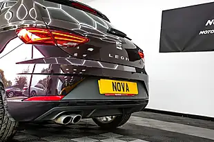 Used 2017 SEAT Leon Fr Technology Purple - Interior and Exterior details 14