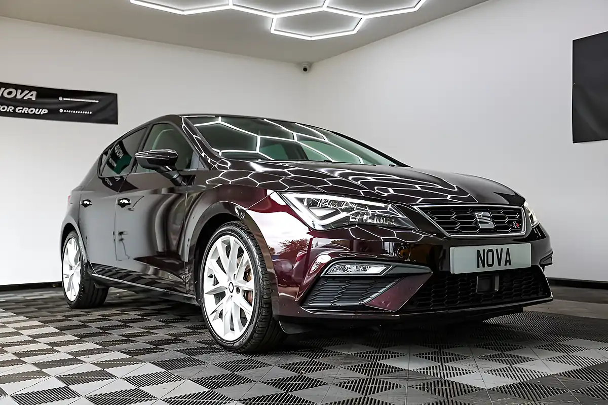 Used 2017 SEAT Leon Fr Technology Purple - Interior and Exterior details 3
