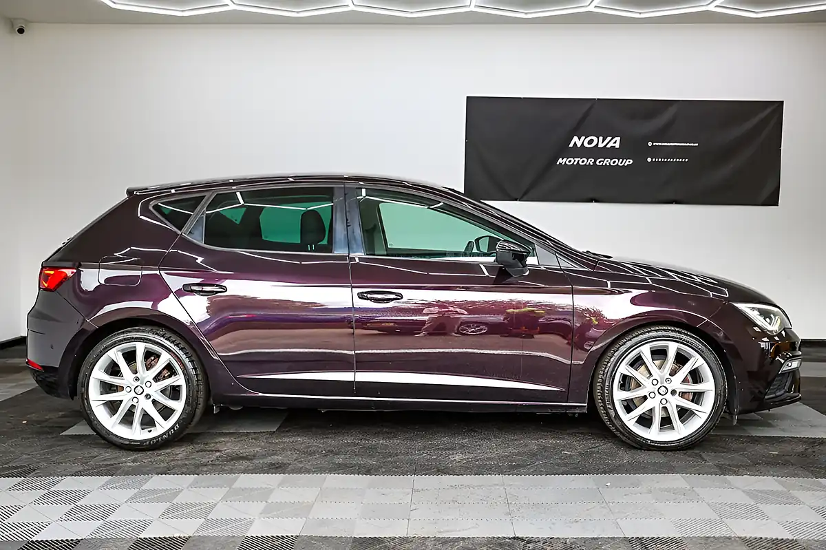 Used 2017 SEAT Leon Fr Technology Purple - Interior and Exterior details 5