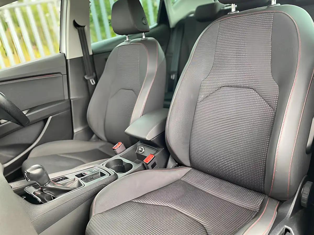 Used 2017 SEAT Leon Fr Technology Silver - Interior and Exterior details 19
