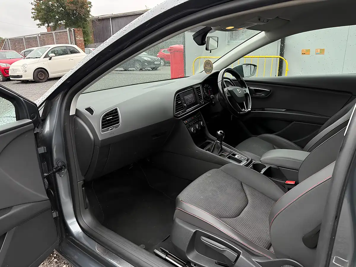 Used 2017 SEAT Leon Fr Technology Sport Coupe Grey - Interior and Exterior details 11