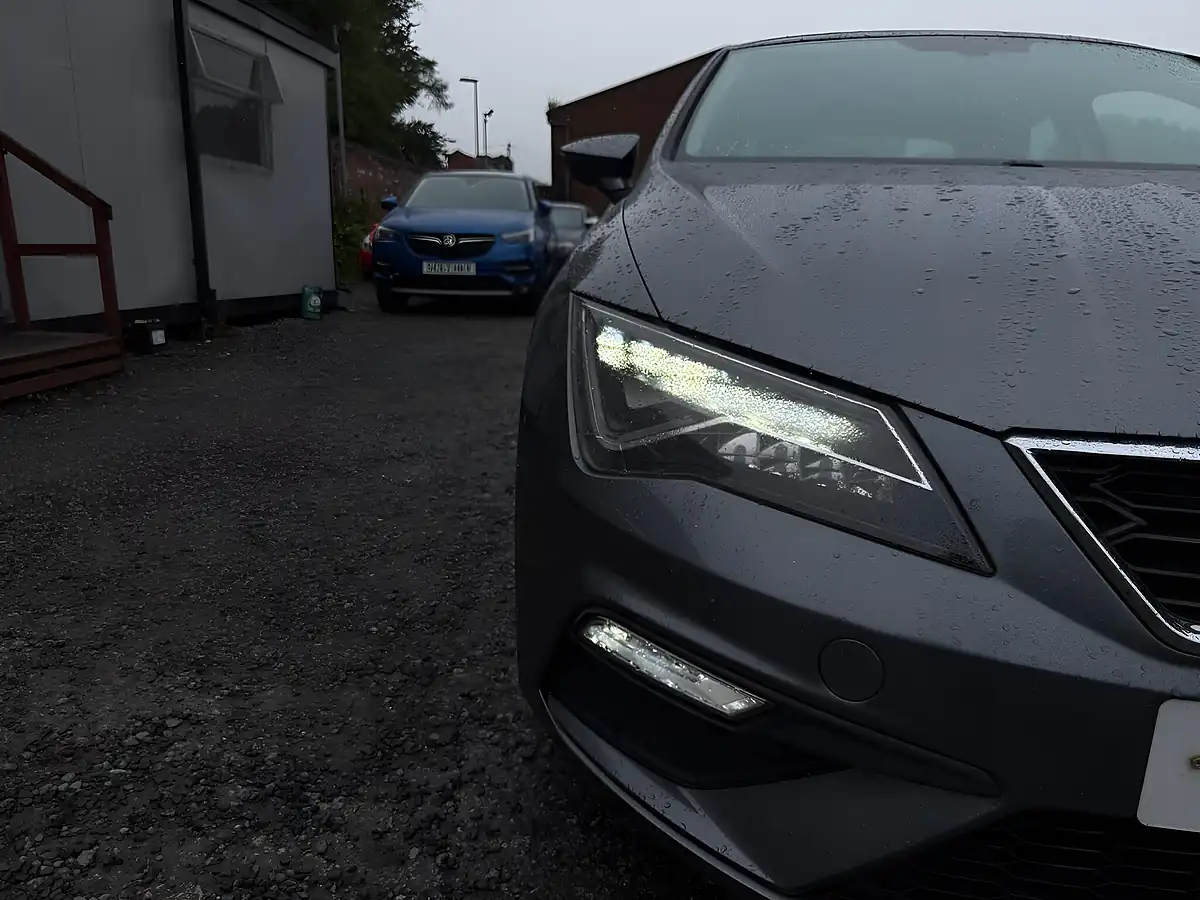 Used 2017 SEAT Leon Fr Technology Sport Coupe Grey - Interior and Exterior details 16