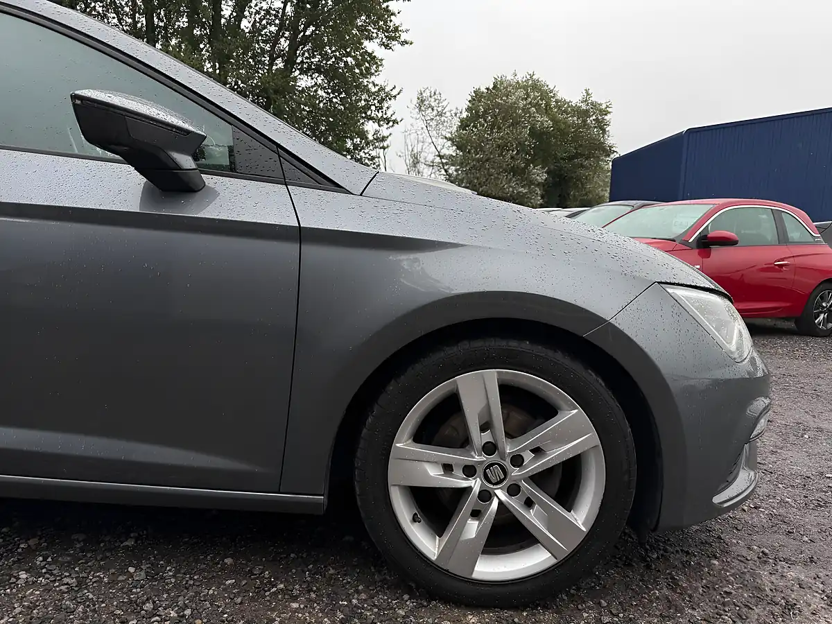 Used 2017 SEAT Leon Fr Technology Sport Coupe Grey - Interior and Exterior details 19
