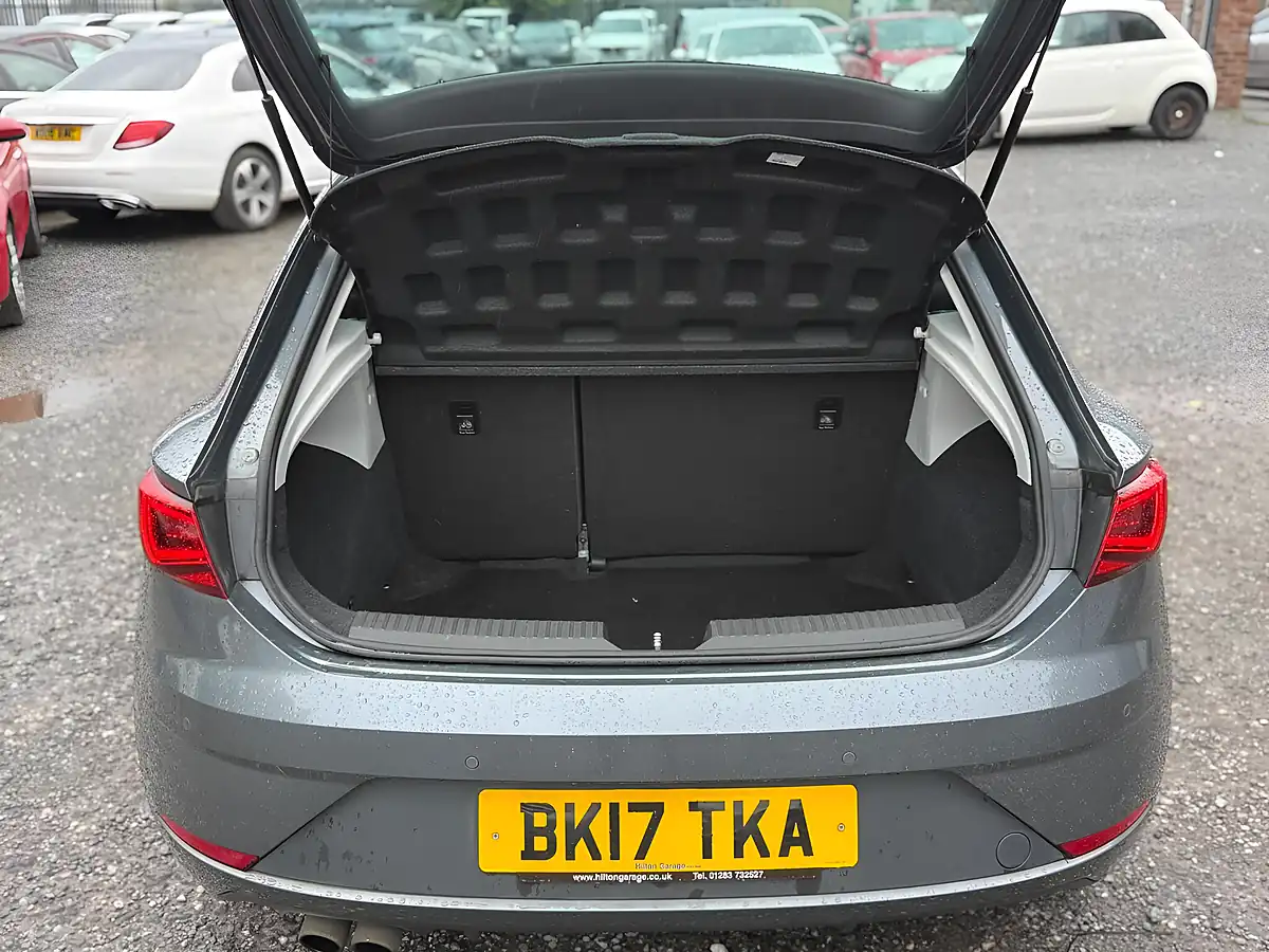 Used 2017 SEAT Leon Fr Technology Sport Coupe Grey - Interior and Exterior details 7
