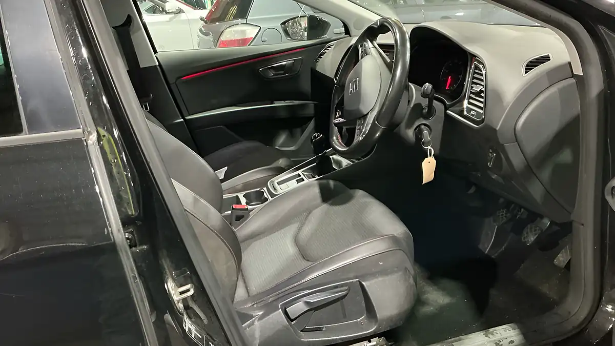 Used 2017 SEAT Leon Fr Technology ST Black - Interior and Exterior details 5
