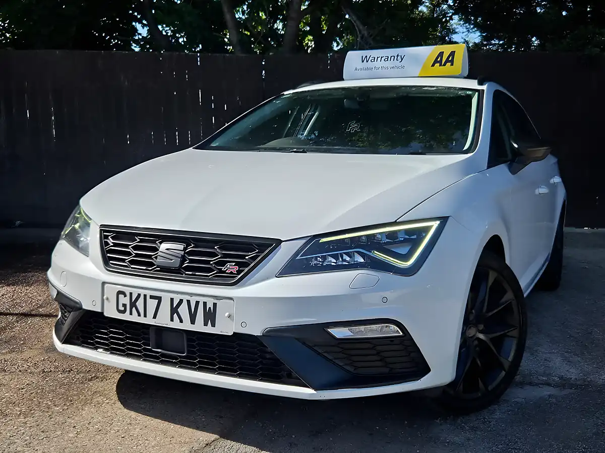 Used 2017 SEAT Leon Fr Technology ST White - Interior and Exterior details 3