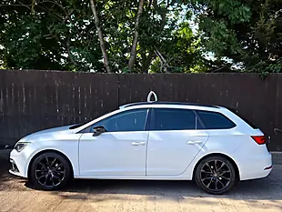 Used 2017 SEAT Leon Fr Technology ST White - Interior and Exterior details 5