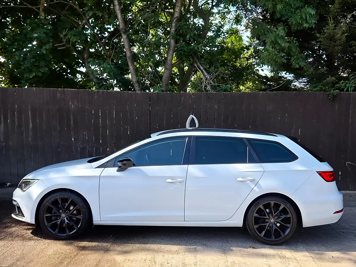 Used 2017 SEAT Leon Fr Technology ST White - Interior and Exterior details 5
