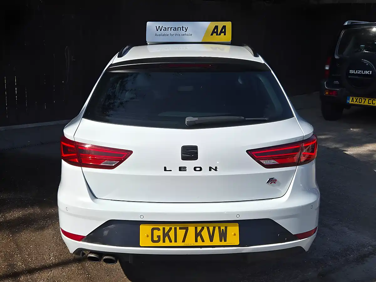 Used 2017 SEAT Leon Fr Technology ST White - Interior and Exterior details 6