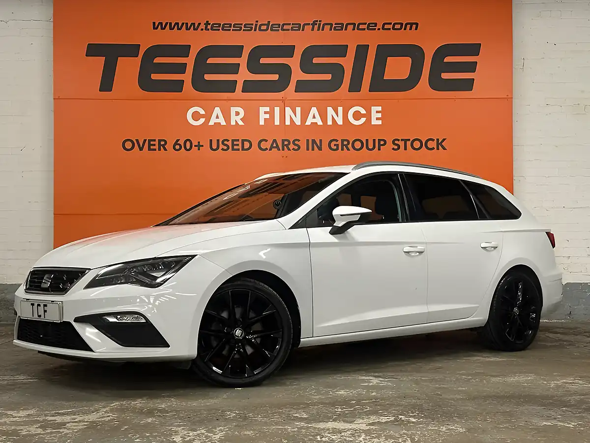 Used 2017 SEAT Leon Fr Technology White - Interior and Exterior details 12