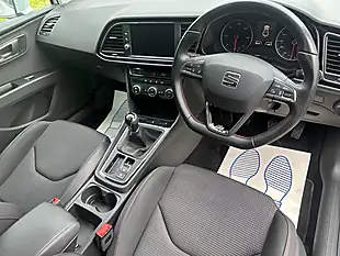 Used 2017 SEAT Leon Fr Technology White - Interior and Exterior details 17