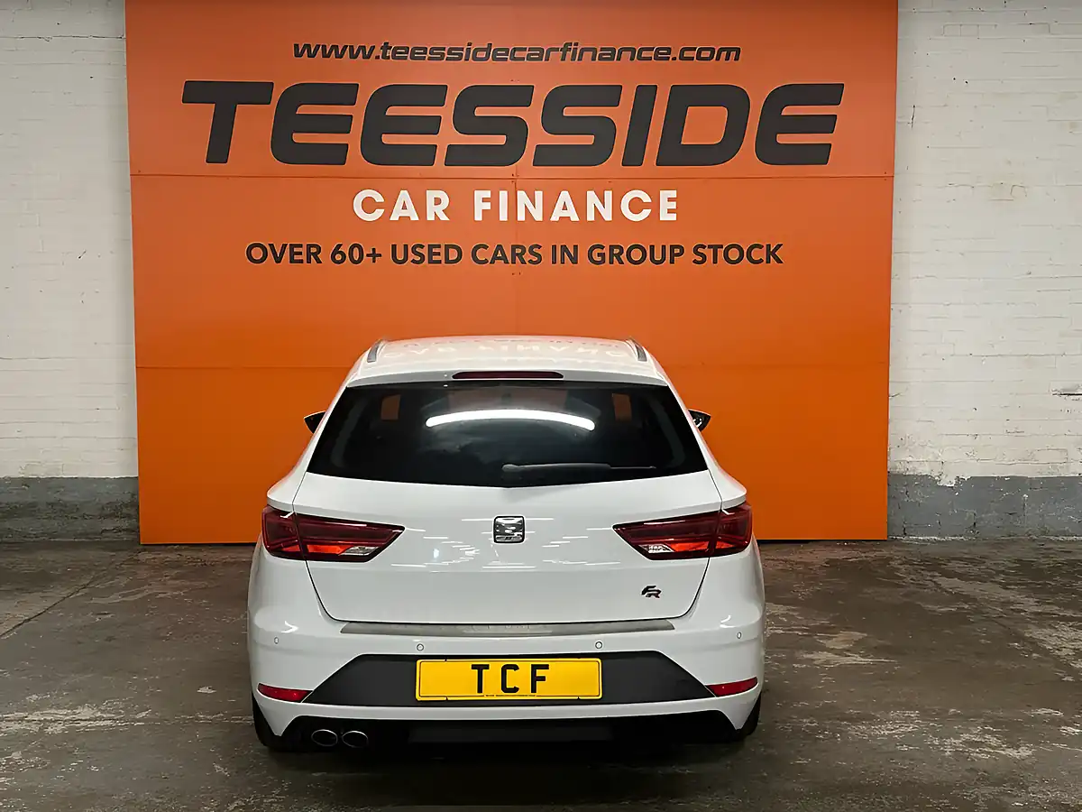 Used 2017 SEAT Leon Fr Technology White - Interior and Exterior details 6