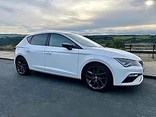 Used 2017 SEAT Leon Fr Technology White - Interior and Exterior details 2