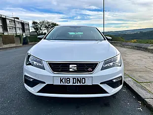 Used 2017 SEAT Leon Fr Technology White - Interior and Exterior details 9