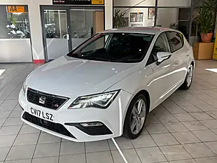 Used 2017 SEAT Leon Fr Technology White - Interior and Exterior details 4