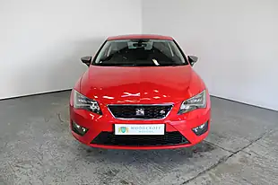 Used 2017 SEAT Leon Fr Titanium Red - Interior and Exterior details 9