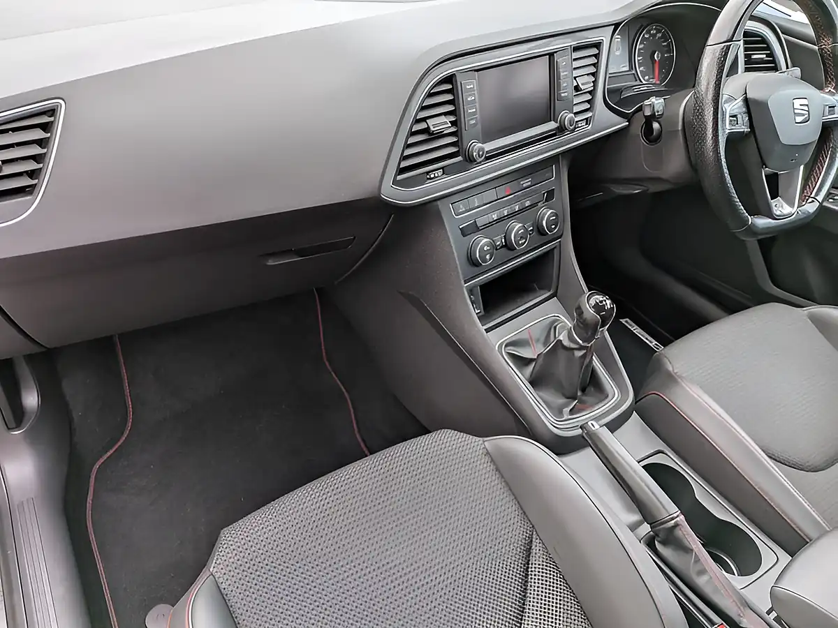 Used 2017 SEAT Leon Fr Titanium Technology Black - Interior and Exterior details 14