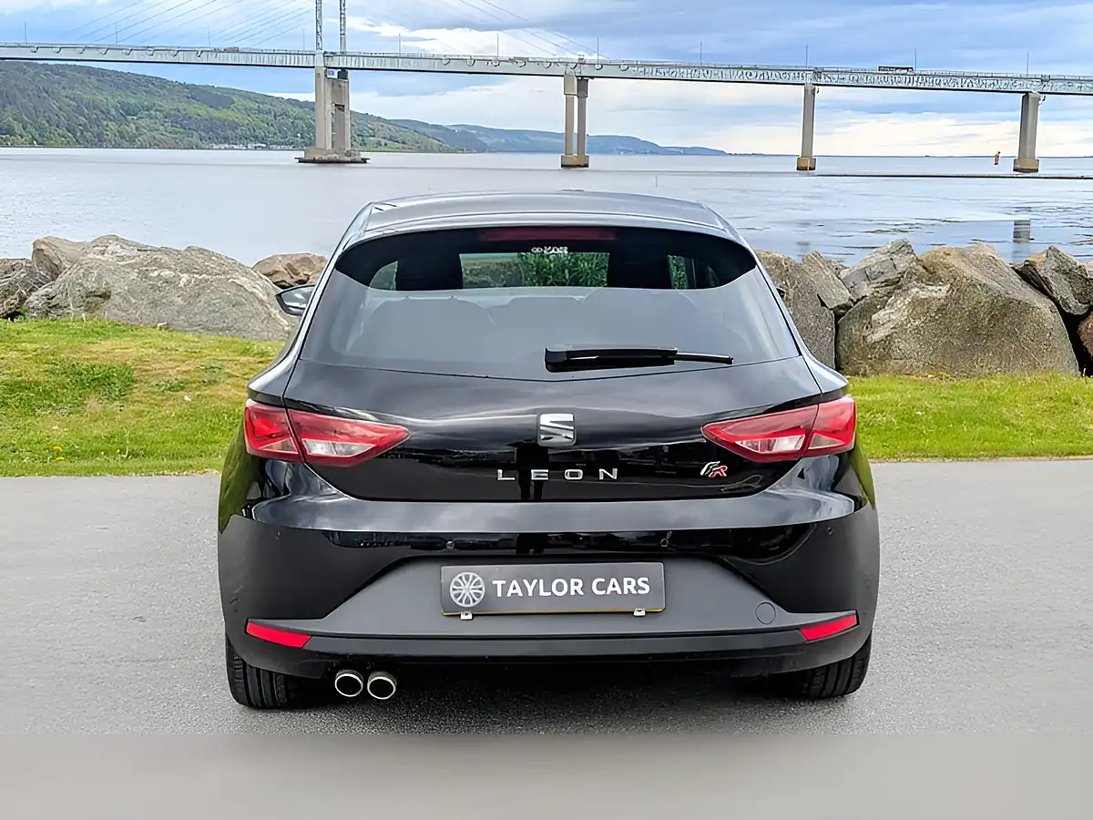 Used 2017 SEAT Leon Fr Titanium Technology Black - Interior and Exterior details 6