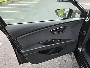 Used 2017 SEAT Leon Se Dynamic Technology Black - Interior and Exterior details 11