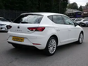 Used 2017 SEAT Leon Se Dynamic Technology Candy White - Interior and Exterior details 10