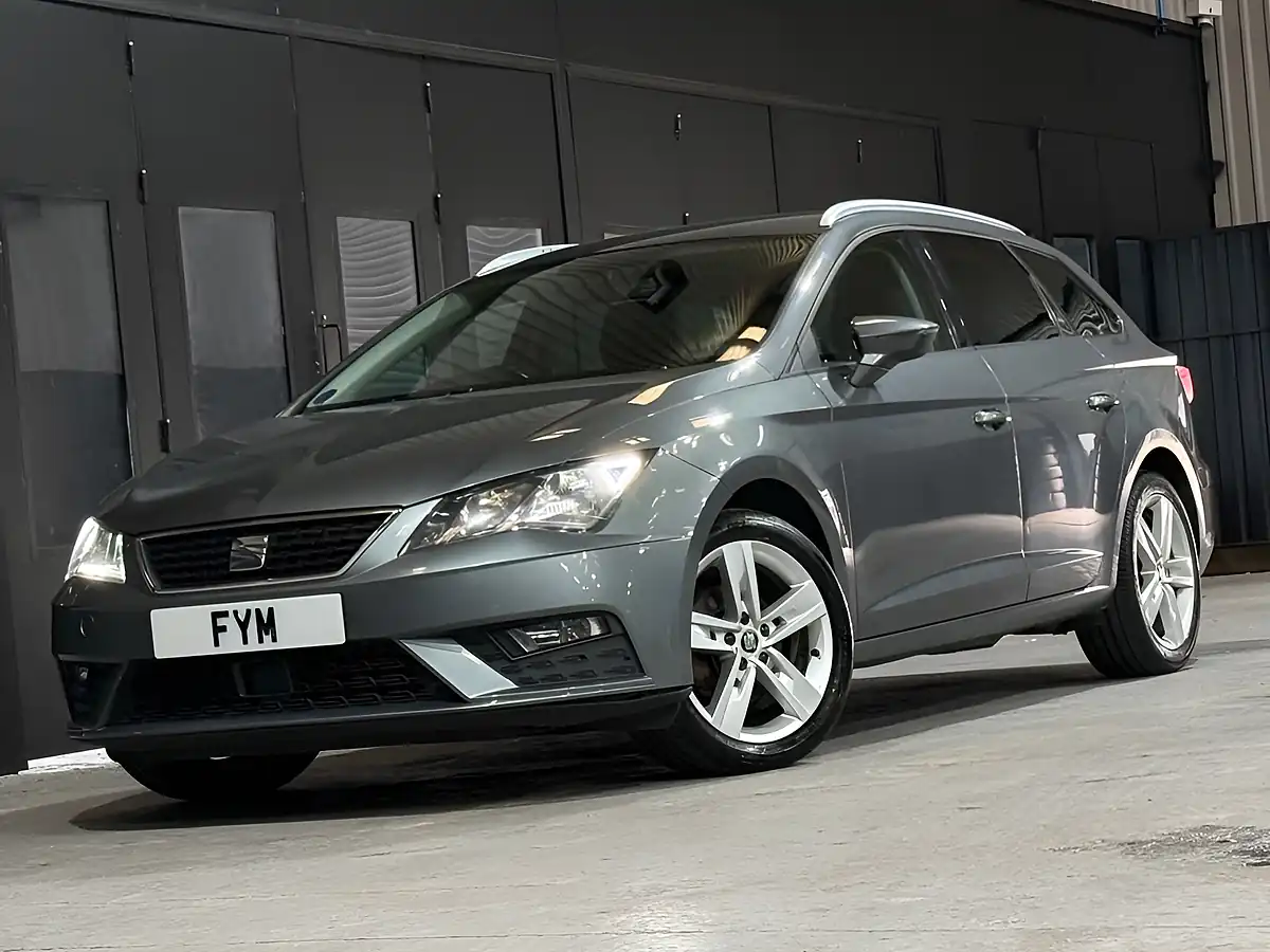 Used 2017 SEAT Leon Se Dynamic Technology Grey - Interior and Exterior details 18