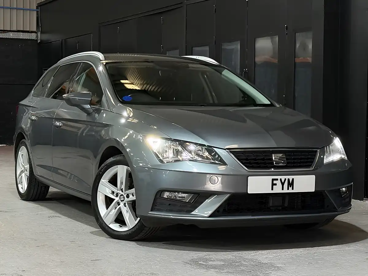 Used 2017 SEAT Leon Se Dynamic Technology Grey - Interior and Exterior details 3
